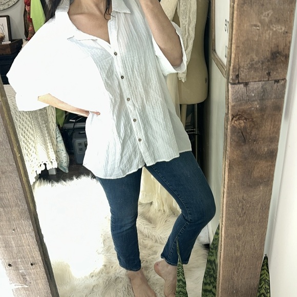 Umgee white high low button down oversized shirt size large - Picture 3 of 6